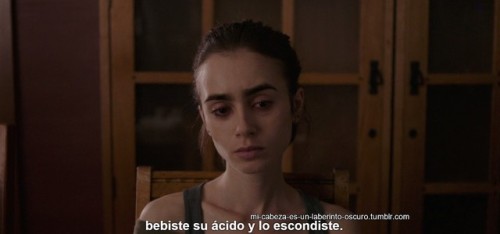 mi-cabeza-es-un-laberinto-oscuro:  Hasta el hueso.