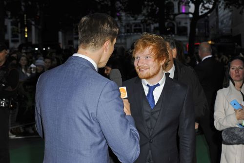 edsheeransdaily:  “JUMPERS FOR GOALPOSTS” WORLD PREMIERE 