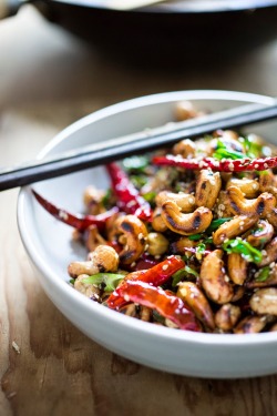 gastronomicgoodies:  Wok-Seared Cashews with Scallions and Sesame