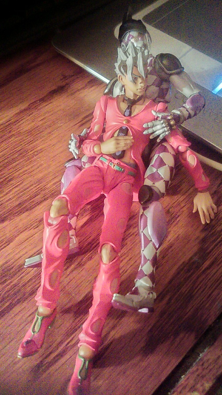 Purple haze came in the mail today!!!!!!  Sorry for the poor camera quality as always