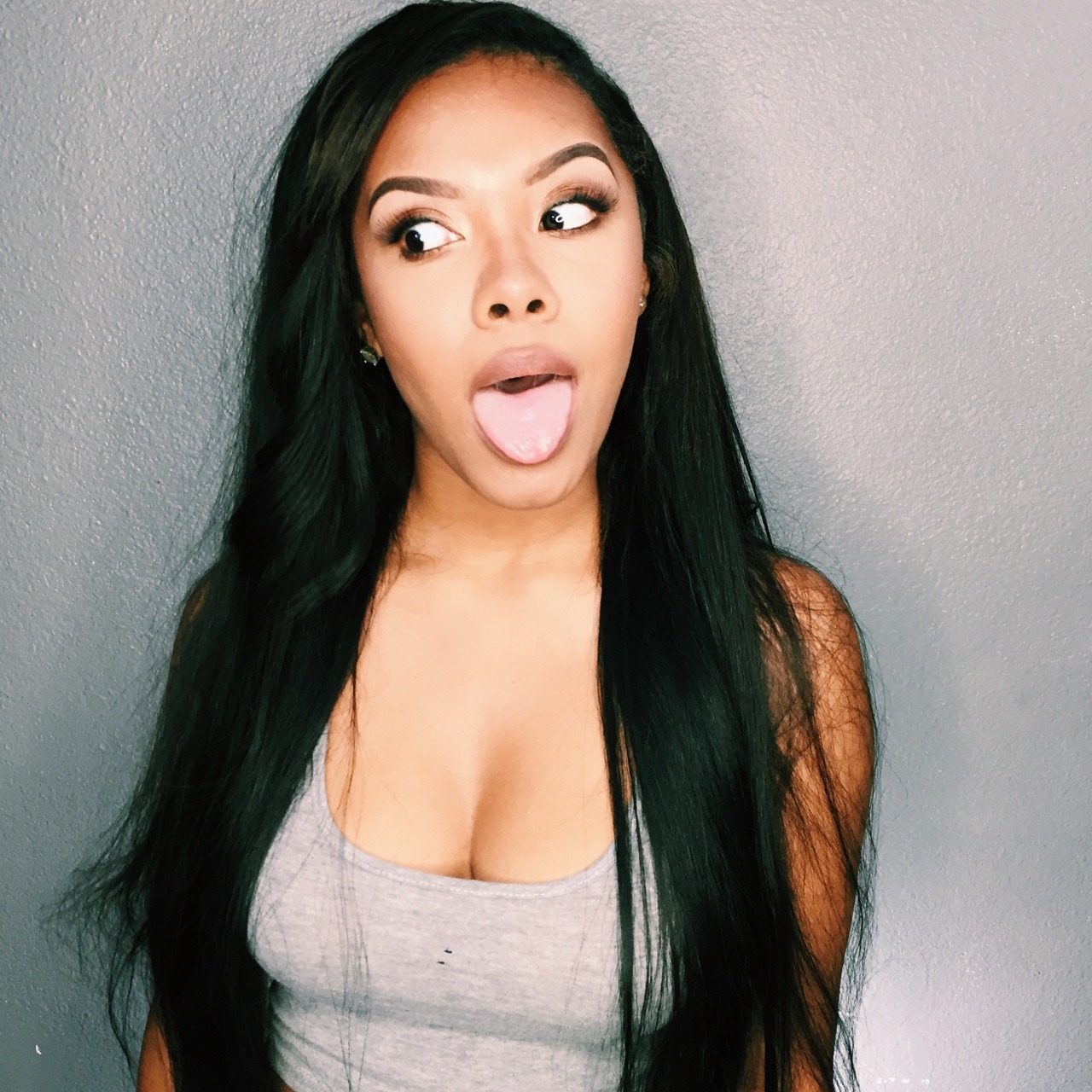 juicyflow:  Serving you face …  Insta: juicynunu Twitter: nunufromdablock