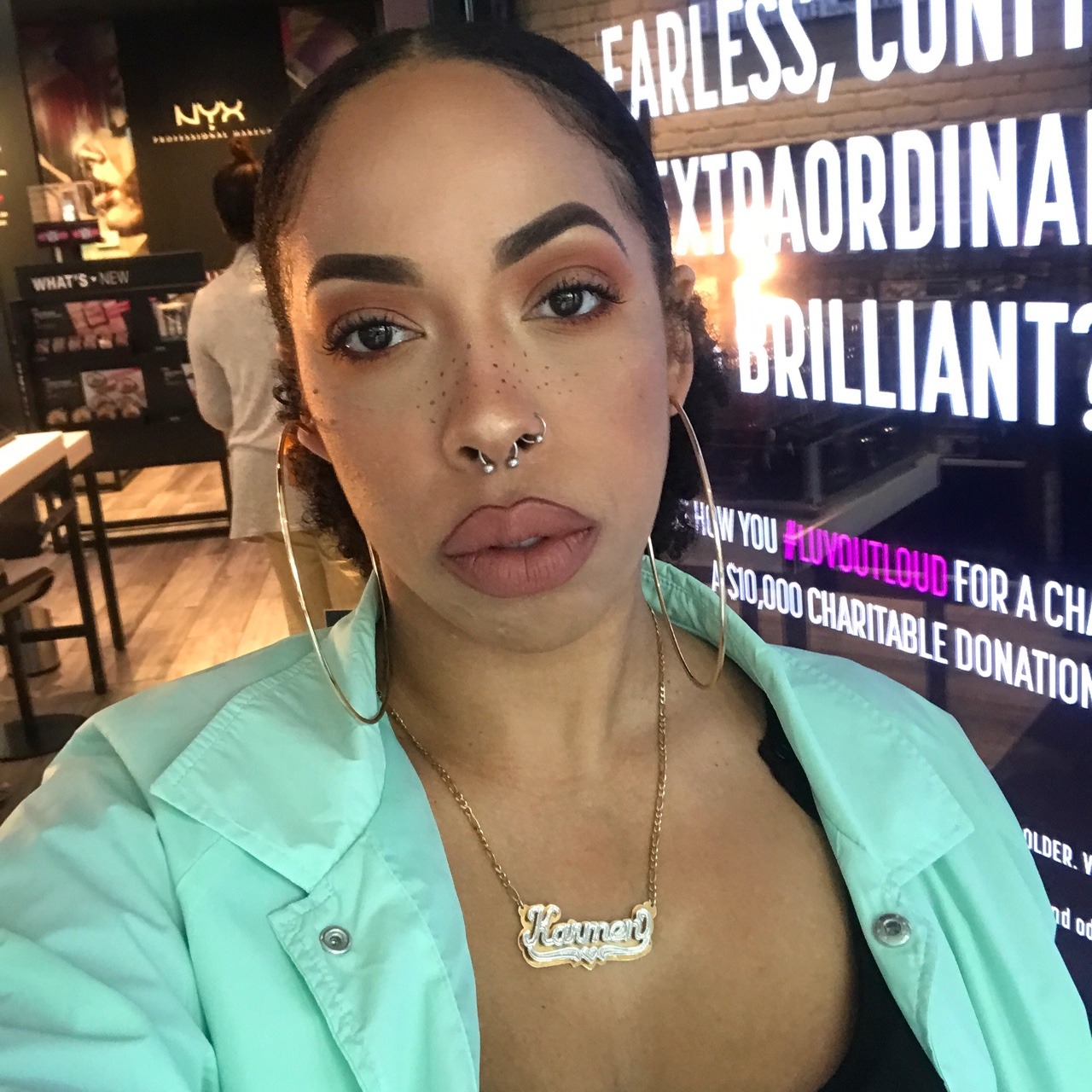 karrmennn:I’m in the mood to get my asshole spit in.