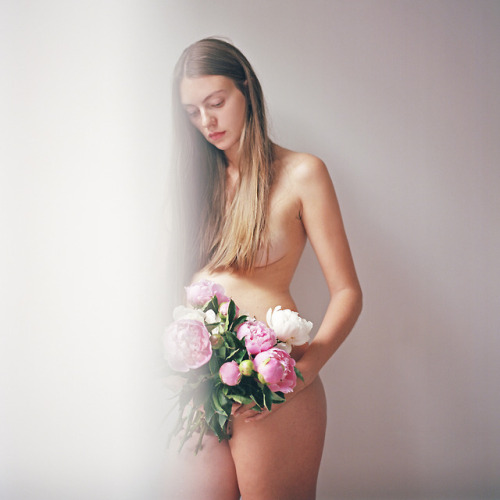Anastasiia 5 months pregnant with Peonies in the Lower East Side, NY from Women &amp; Flowers&nb