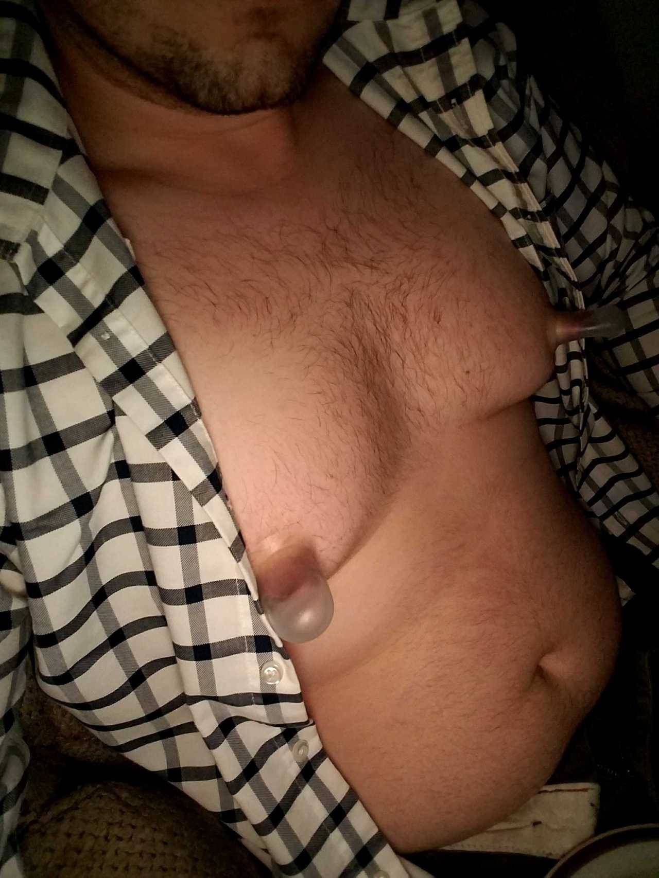 nippleplay87:  Just pumping before work.