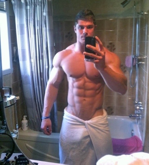 simplystraightmen:  - for more sexy, strong, straight men plus daily porn clips follow my blog. http://simplystraightmen.tumblr.com