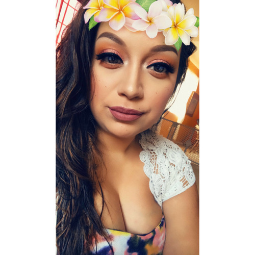 Snapchat filters got me messed up ________ TAGS: #makeupaddict #makeupjunkie #beauty #cosmetics#self