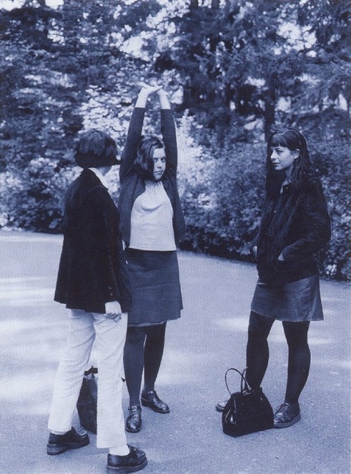 milloy-place:Sleater-Kinney, pictured on the back cover of Dig Me Out | photo by Robert Paul Maxwell