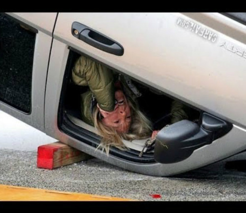 New Post has been published on http://bonafidepanda.com/ultimate-driving-fail-2014/Ultimate Driving Fail 2014 Driving failures can happen to both sexes. Whether you are a male or a female, there’s always a big chance that you could cause accidents while