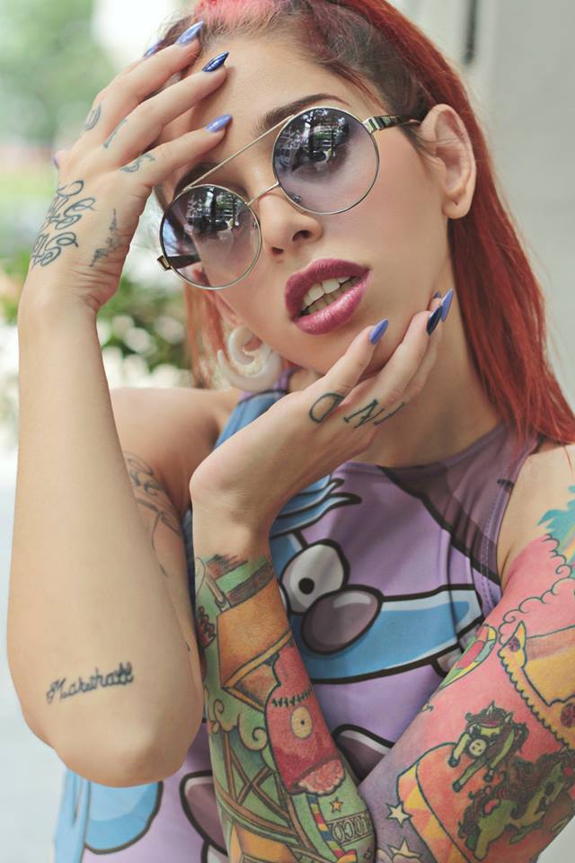 altmodelgirlcrush:  Cartoon Suicide