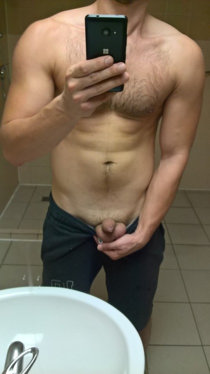 nubhub77:  gorgeous-hunk86: luckytohaveasmallcock:  Beautiful man with a gorgeous cock!   Gorgeous small cock shown off. Small and proud.   Love 💕 