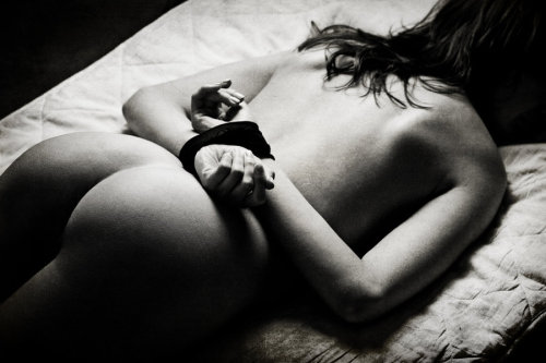 Sex carnet-intime:  © Albert Finch   eroticmischief pictures