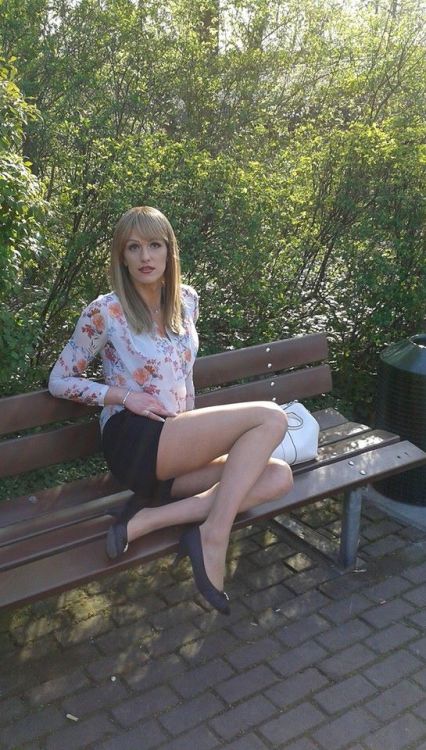 transgenderpantyhose:  Lana Lane