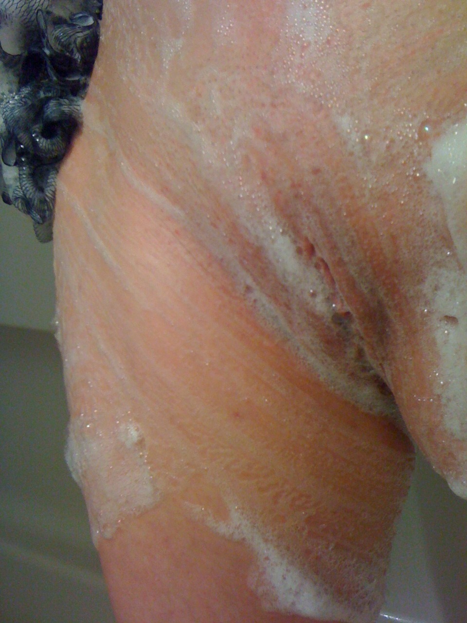 18+ only. Selfshot Full Photo Sets