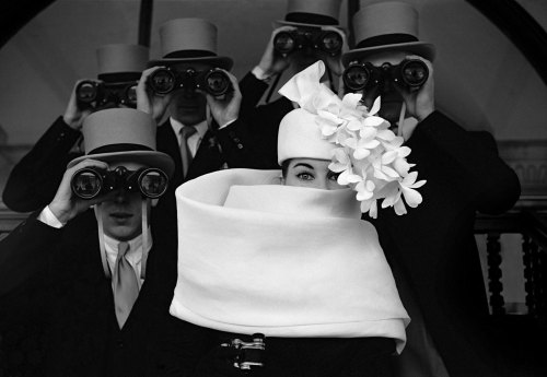 Givenchy Hat for Le Jardin des Modes, ParisFrank Horvat (Italian; 1928– )1958(printed 1995)Haus der 