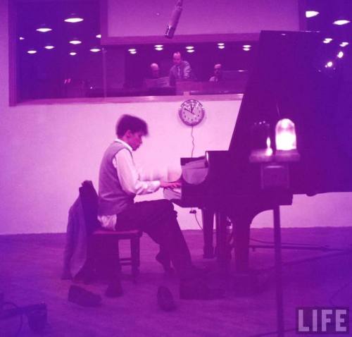Glenn Gould(Gordon Parks. 1956?)
