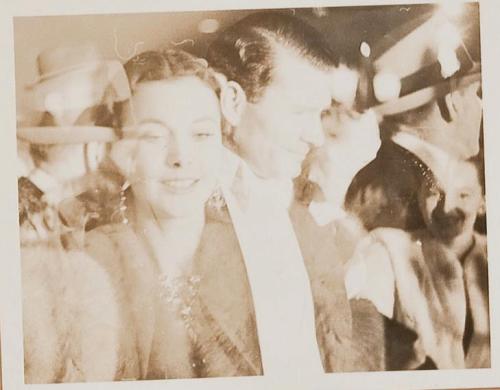 Porn photo kendrajbean:  Vivien Leigh and fiancee Laurence