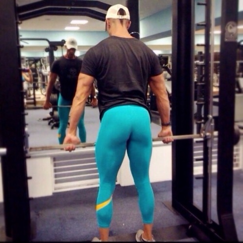 Muscle-Thong Lover