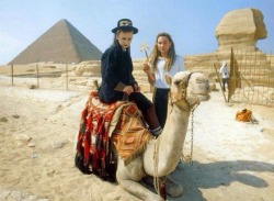 twixnmix:  Boy George and Marilyn in Egypt,