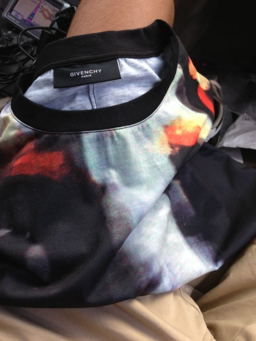 void-and-versace:        ╣Check Out My Blog╠ http://void-and-versace.tumblr.com/ 