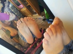 divinefeet:  Hey guys a new blog you should follow I’m helping her get followers she new so go easy on her http://angel-eyes-hide-her-cries.​tumblr.​com/ is her blog go follower her  Nice