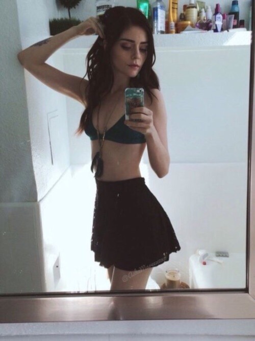 slimdreamsx: peachymilk1989: My current thinspo collection Holy mother f, i why can’t i have that?