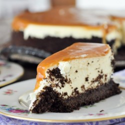 boozybakerr:  Irish Cream Caramel Cheesecake