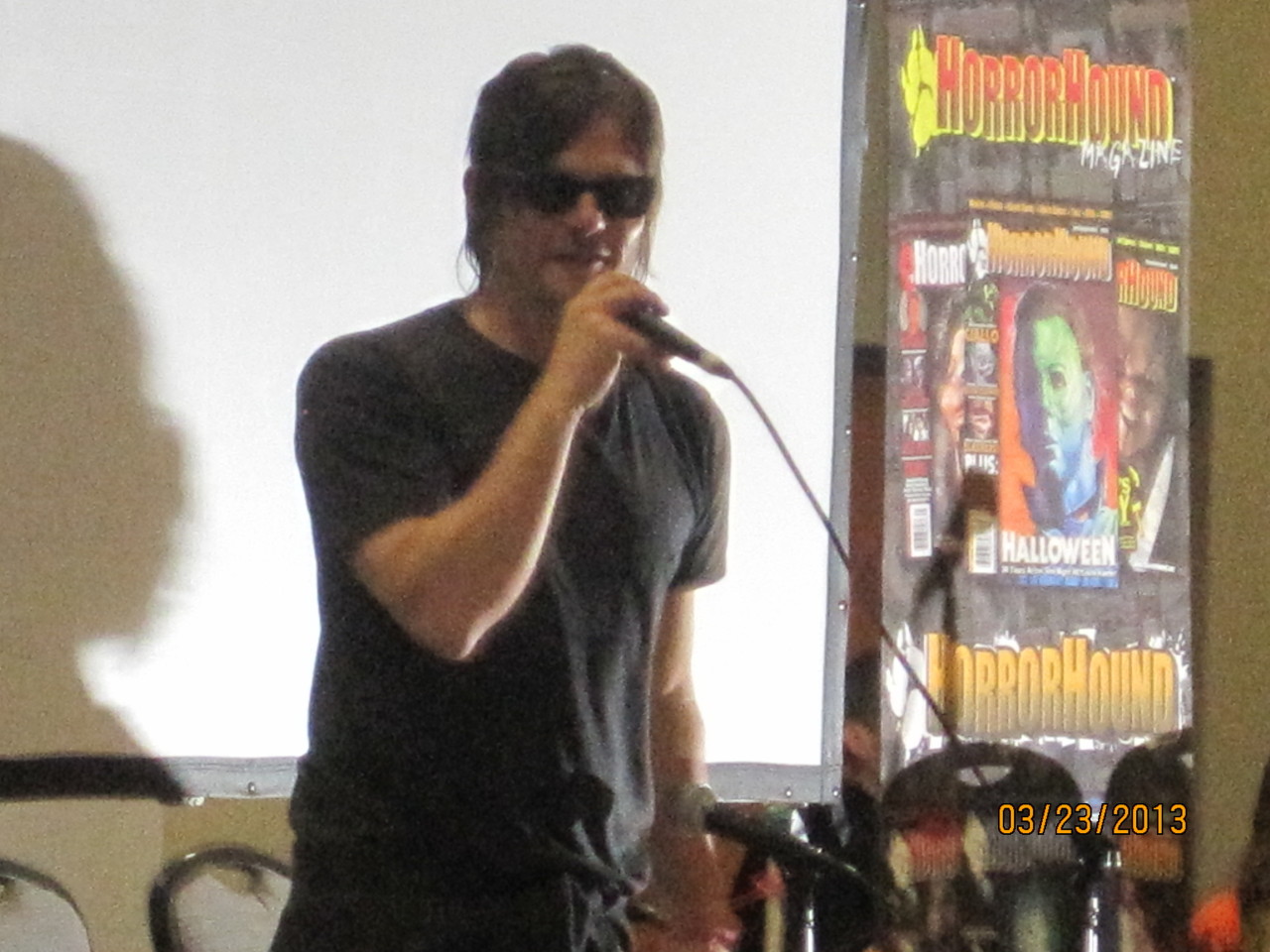 jeezbanana:  The Walking Dead cast at Horror Hound 