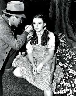 Historical-Nonfiction:  Mgm Studio Placed Their 16-Year-Old Star Judy Garland On