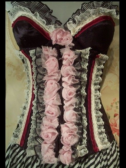 corset-fetish:  Corsets