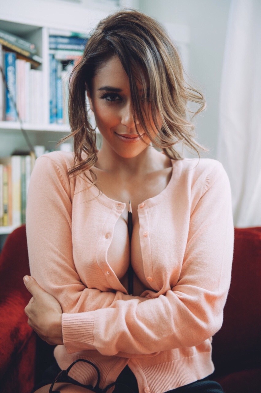 Tianna | S.L.Δ.B.