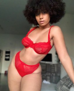princejazziedad:DeliciouslySexy. Luscious. BootiDelicious MaMs JadaAmour 🧡🤎💛
