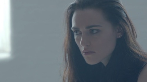 mcgrathsoo:Katie McGrath as Kate (Dates 1.04 Erica & Kate) Pt. 4