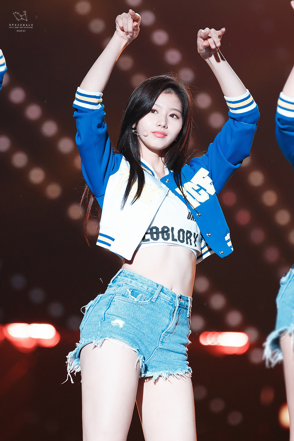 fyeah-twice:    © SPACEWALK | do not edit.   