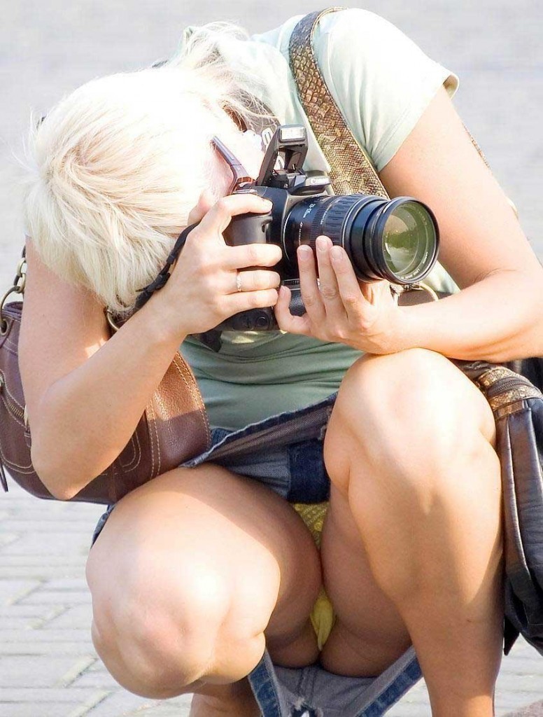 beachandpublic:  Nude Beach PornIf You’d Rather Get Laid Click Here