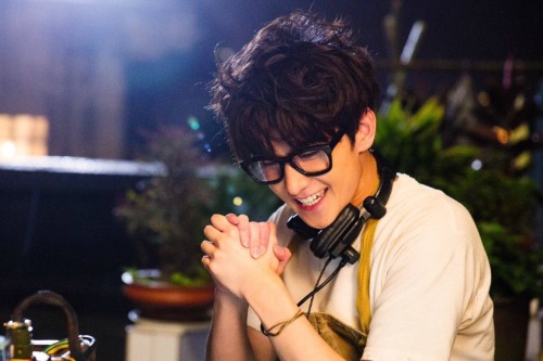 YangYang&rsquo;s Mao Shiba stills from &ldquo;I Belonged to You&rdquo;I just looooovveee