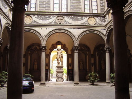 Cortile, Palazzo Medici Riccardi, Via Camillo Cavour 3, Firenze, Michelozzo di Bartolomeo, 1460