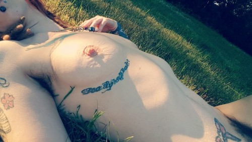 mamafaeriexx: mamafaeriexx: 7am sunrise on my naked body. A baby grasshopper landed on my nipple. Bl