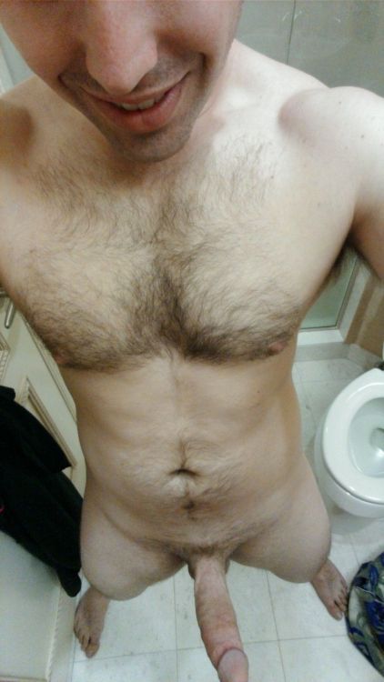 hunghairybear:  bigdbob: Definitely didn’t get a tan, but here’s a quick softie and stiffie from after the beach yesterday. 