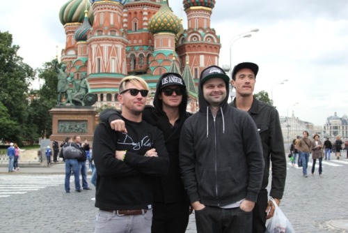 vikwinchester-blog:Hollywood Undead in Russia