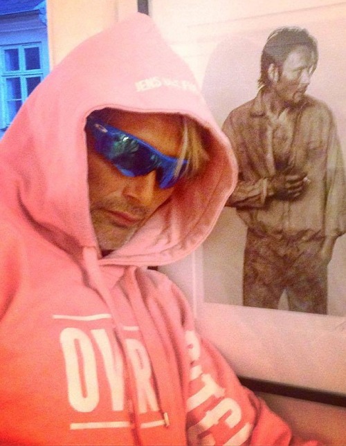 sympathyforthecannibal:mads mikkelsen is trying to kill us all (x,x)