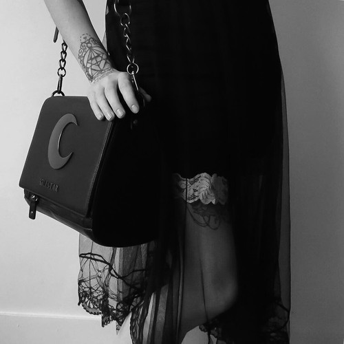 gothicgirls:✝ ✝ ✝