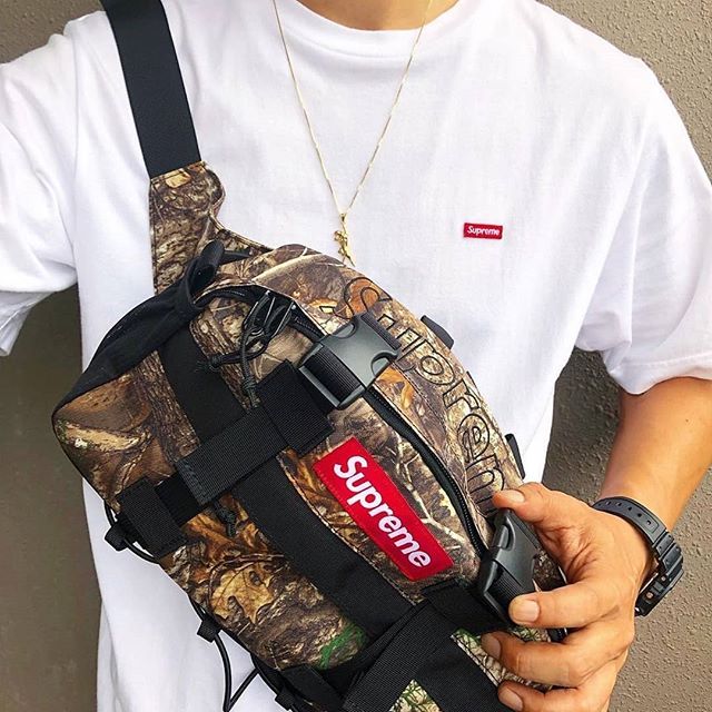 supreme 19fw Waist Bag Real Tree Camo