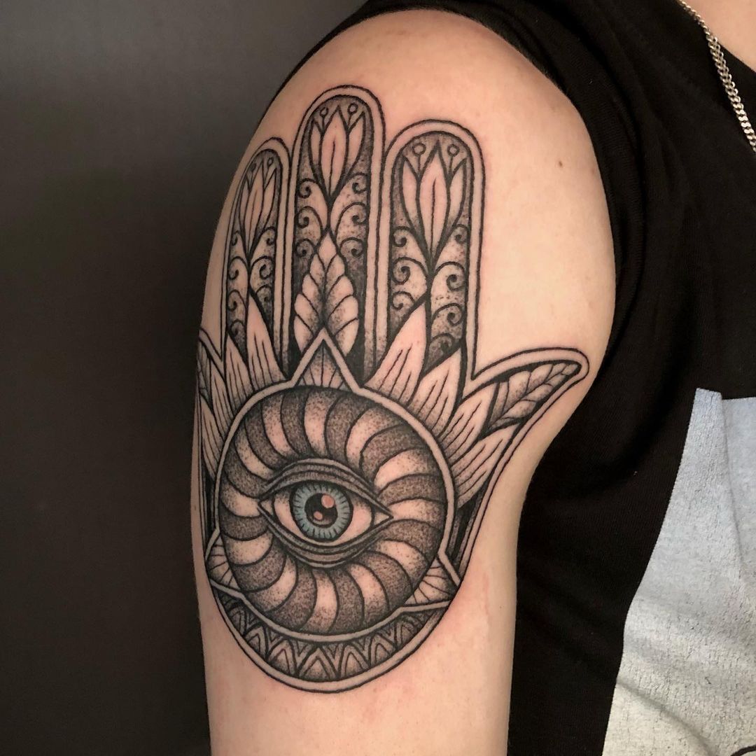 Roodbaard Tattoos And Artwork Hamsa Hand Of Fatima For Bo Done Pointblanktattoo Roodbaard Tattoos And Artwork Hamsa Hand Of Fatima For Bo Done Pointblanktattoo