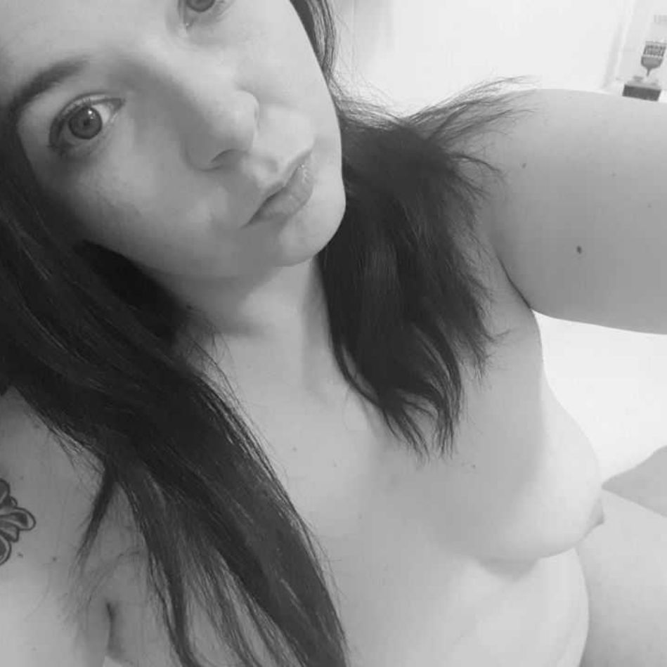 itsmecamy: kylaajaai96:  Fetlife!! Add me!!  Mistress-Kyla  #domme #d/srelationships