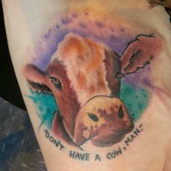 venusthevegan:  Don’t have a cow, man. So ridiculously happy! #vegan #tattoo #vegantattoos #cow #vegangirl