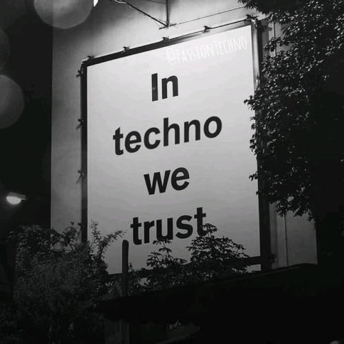 XXX letstechno-gissy:  In techno we trust !  photo