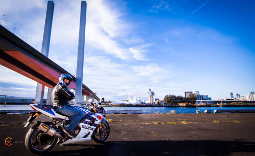 Suzuki GSX-R1000 under the West Gate Bridge, Melbourne.