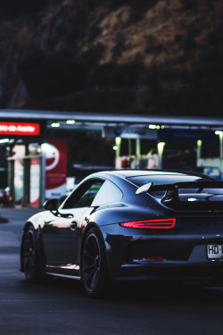 motivationsforlife:Porsche GT3 by Nelson