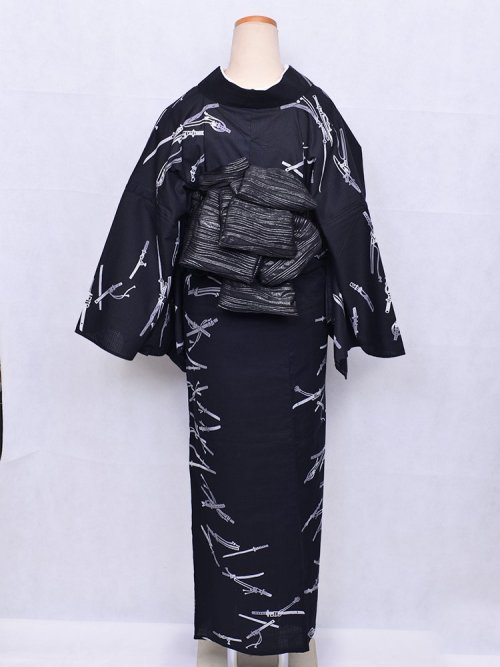 Sleek “Katana” yukata, by Rumi Rock. As usual with them, I love that their designs are totally unise