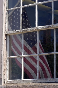 saveouramericansouls:  I  pledge allegiance to the Flag of the United States of America, and to  the Republic for which it stands, one Nation under God, indivisible,  with liberty and justice for all. God bless America!